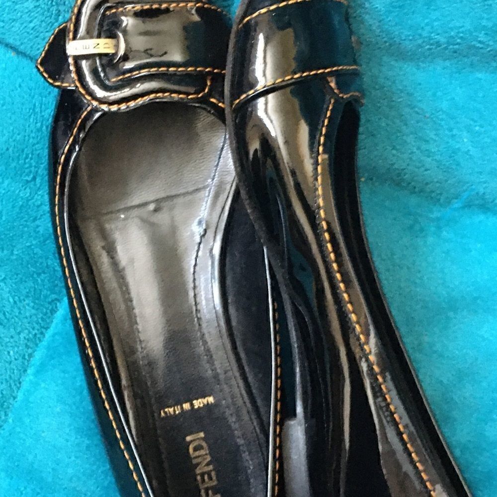 Authentic FENDI Glossy Black Patent Leather Flats - Picture 12 of 12
